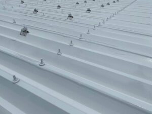 折板屋根の構造