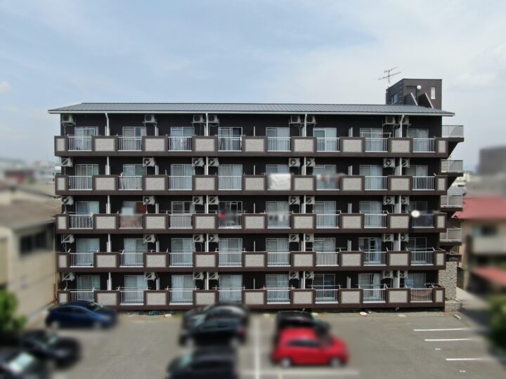 外壁塗装・屋上防水・長尺シート・付帯物塗装工事　26013_岡山市北区マンション